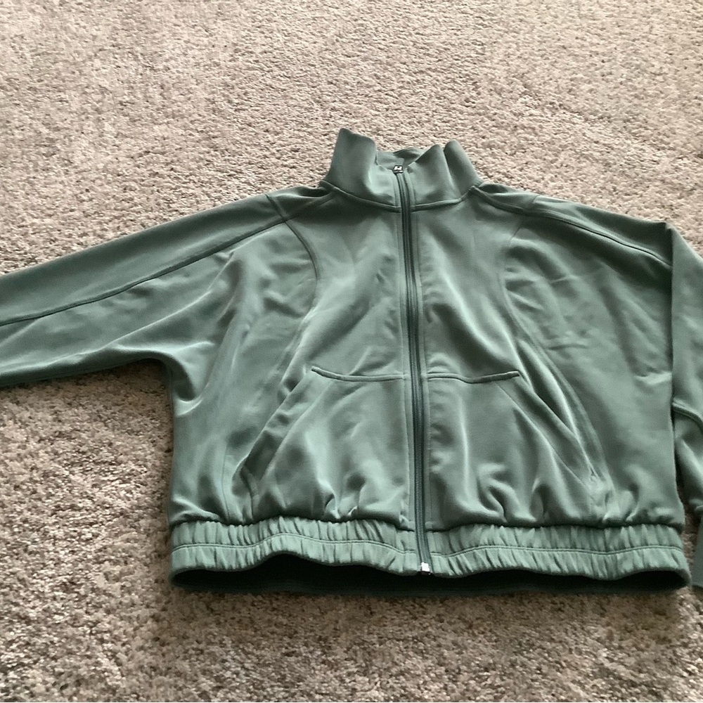 Lululemon softreme full zip hoodie with funnel neck